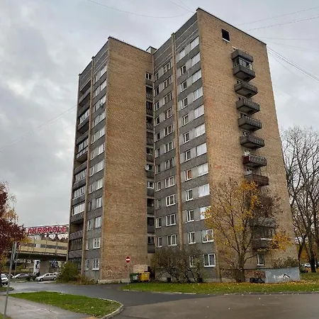 아파트 прелестное жильё у Akropole, бесплатная парковка. 리가